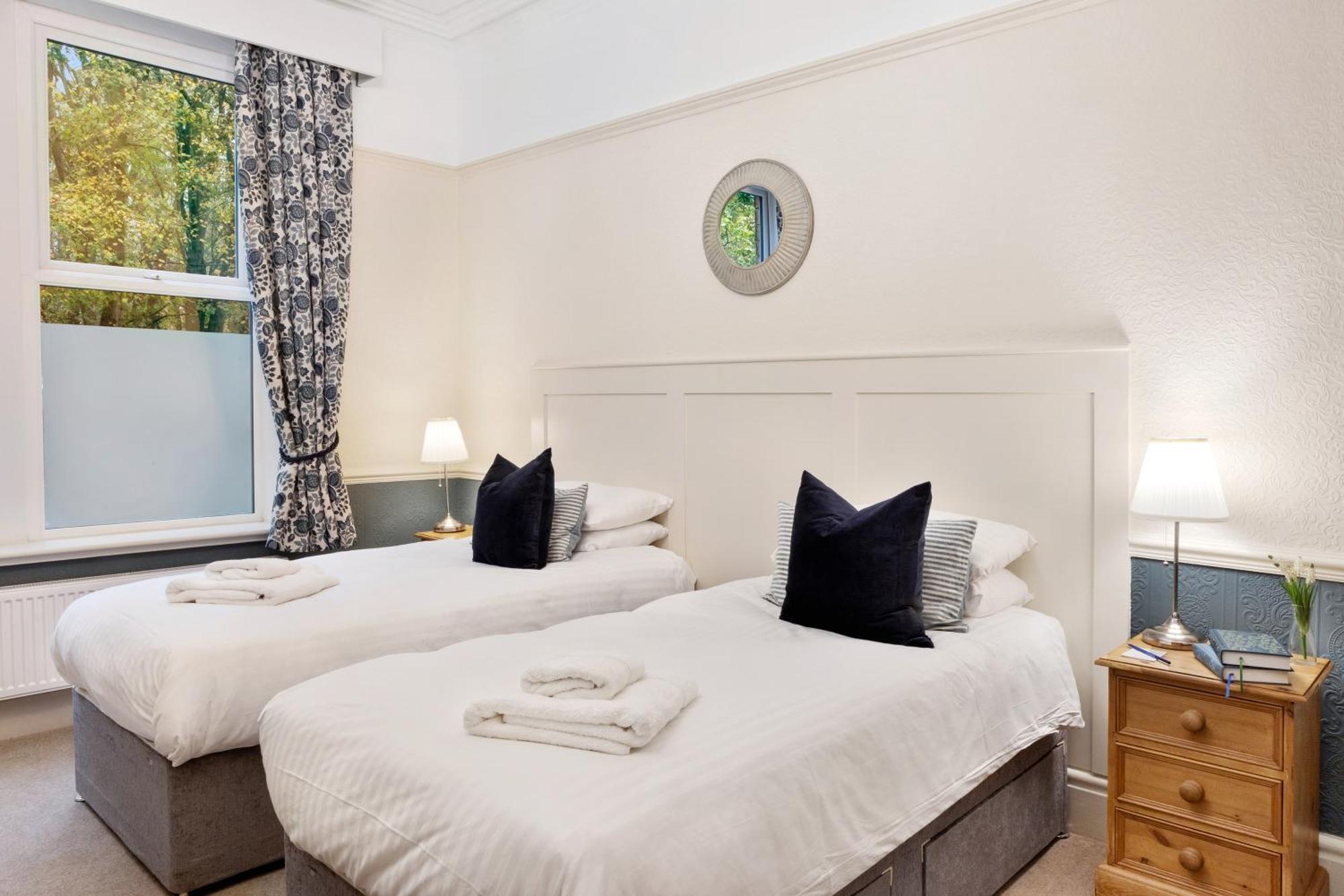 Fountains Guest House - Harrogate Stays Zewnętrze zdjęcie